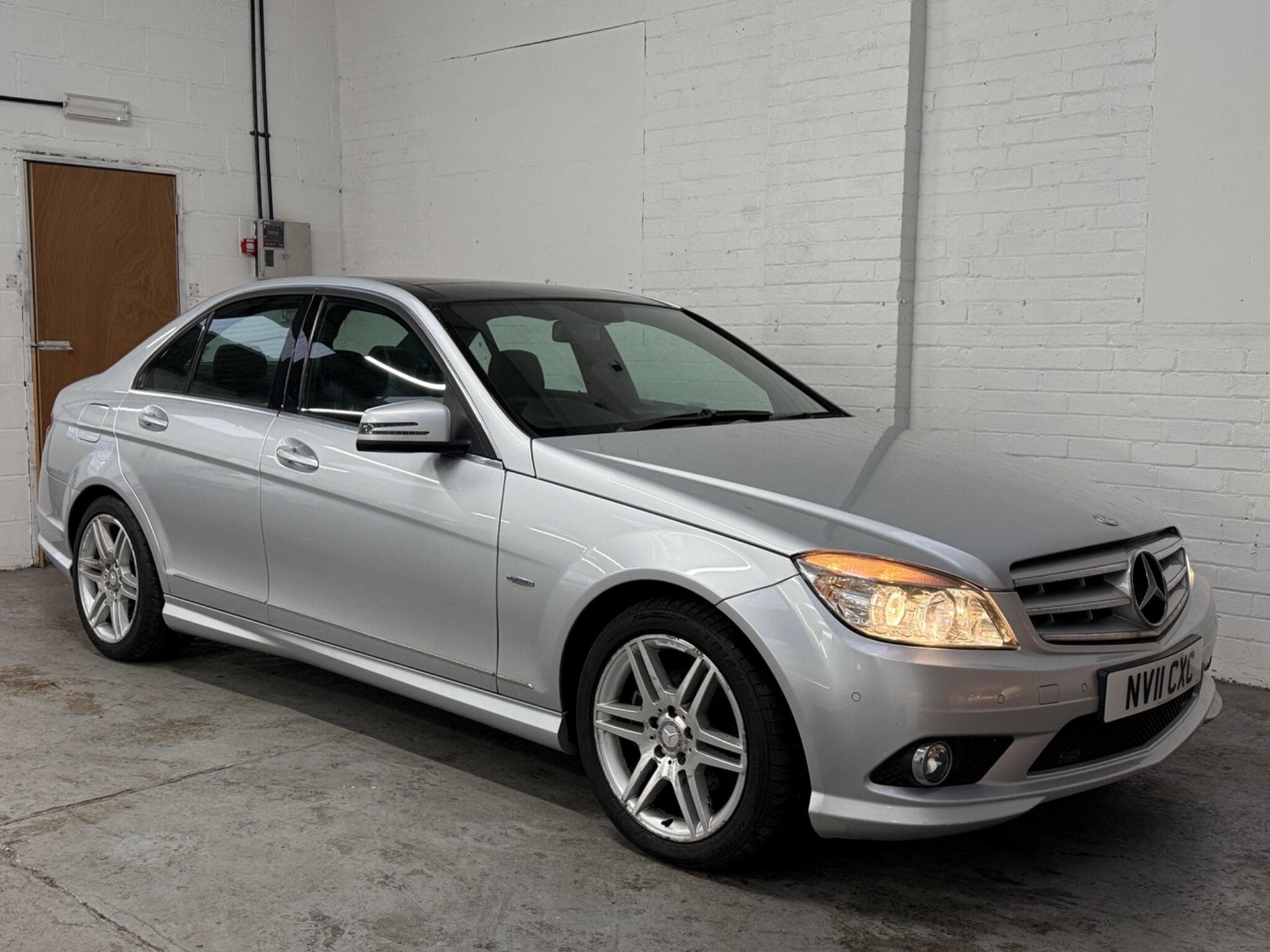 2011 Mercedes-Benz C Class - Image 6