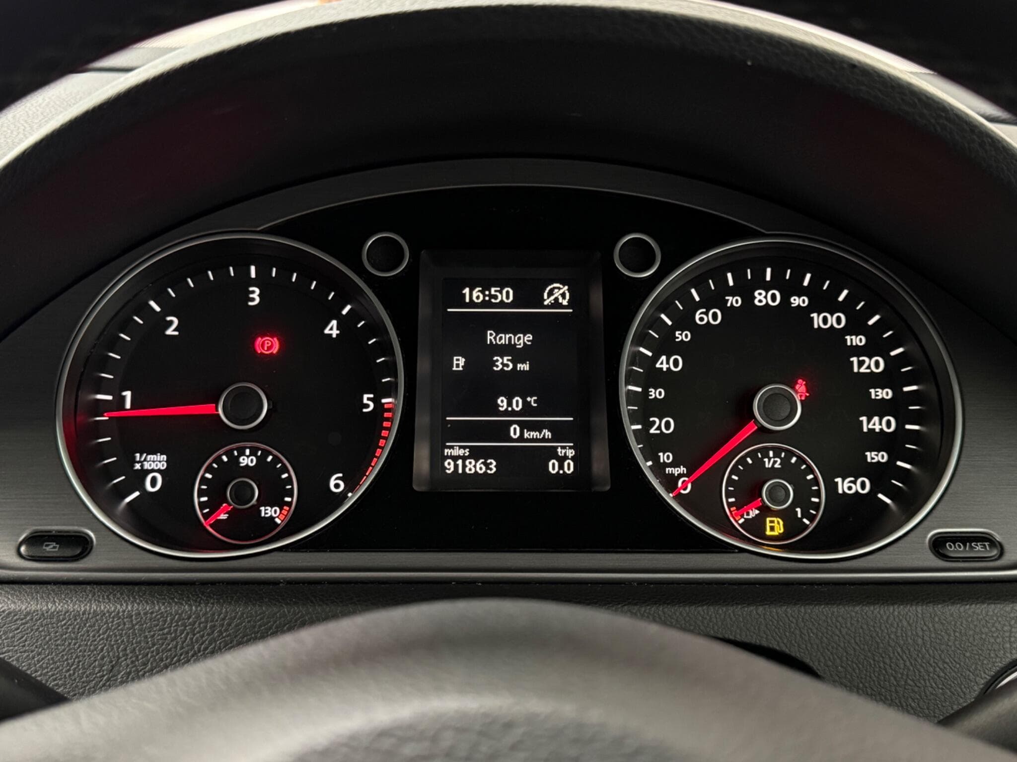 2012 Volkswagen Passat - Image 23