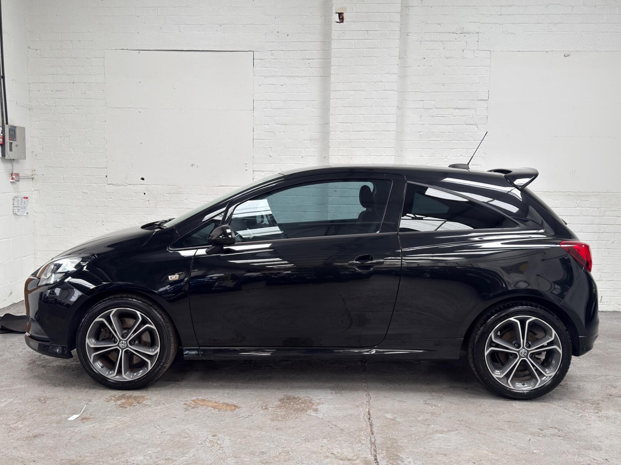 2017 Vauxhall Corsa - Image 5