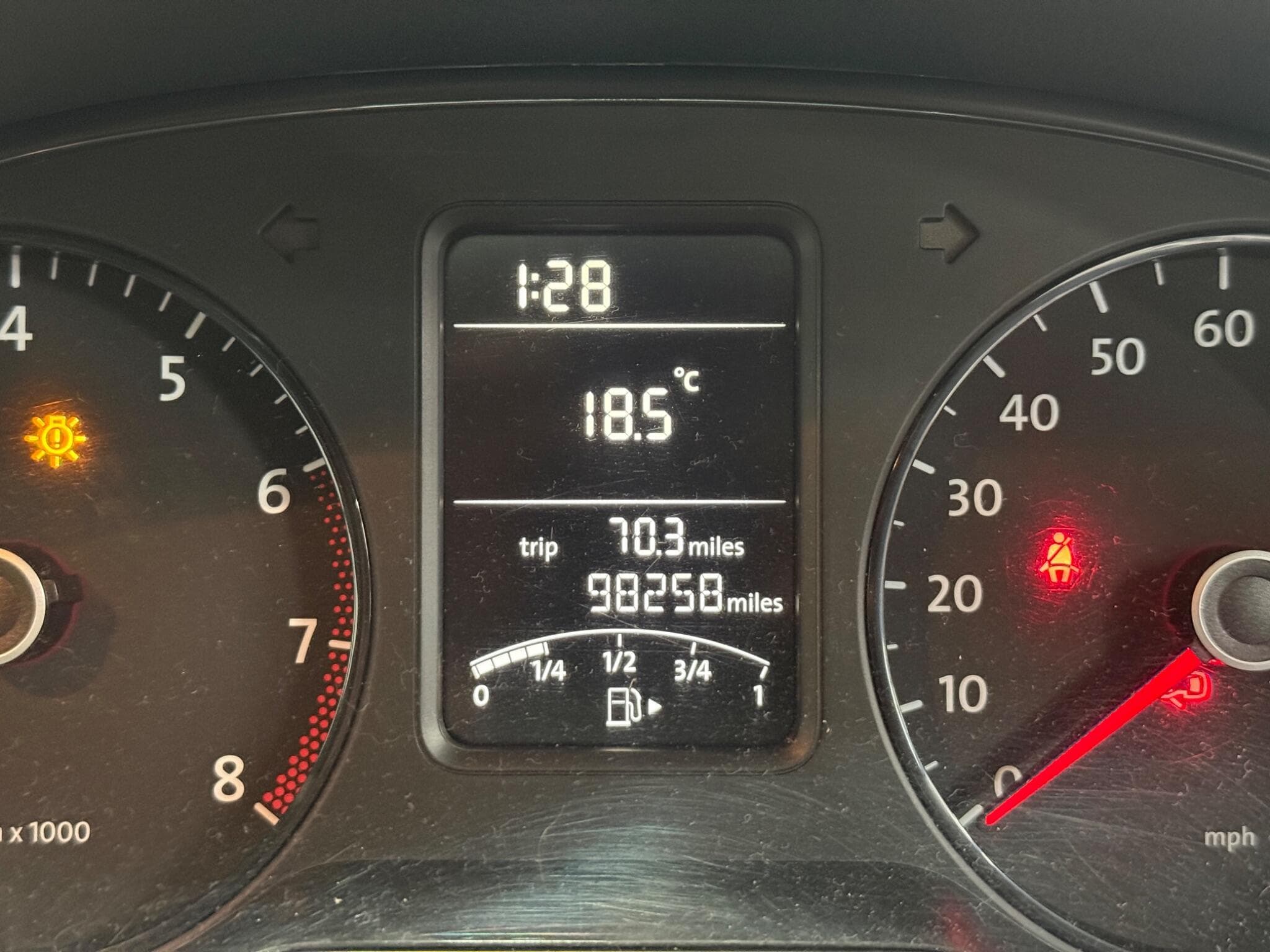 2014 Volkswagen Polo - Image 18
