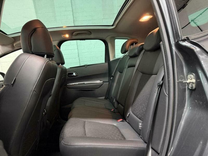 2015 Peugeot 3008 - Image 17