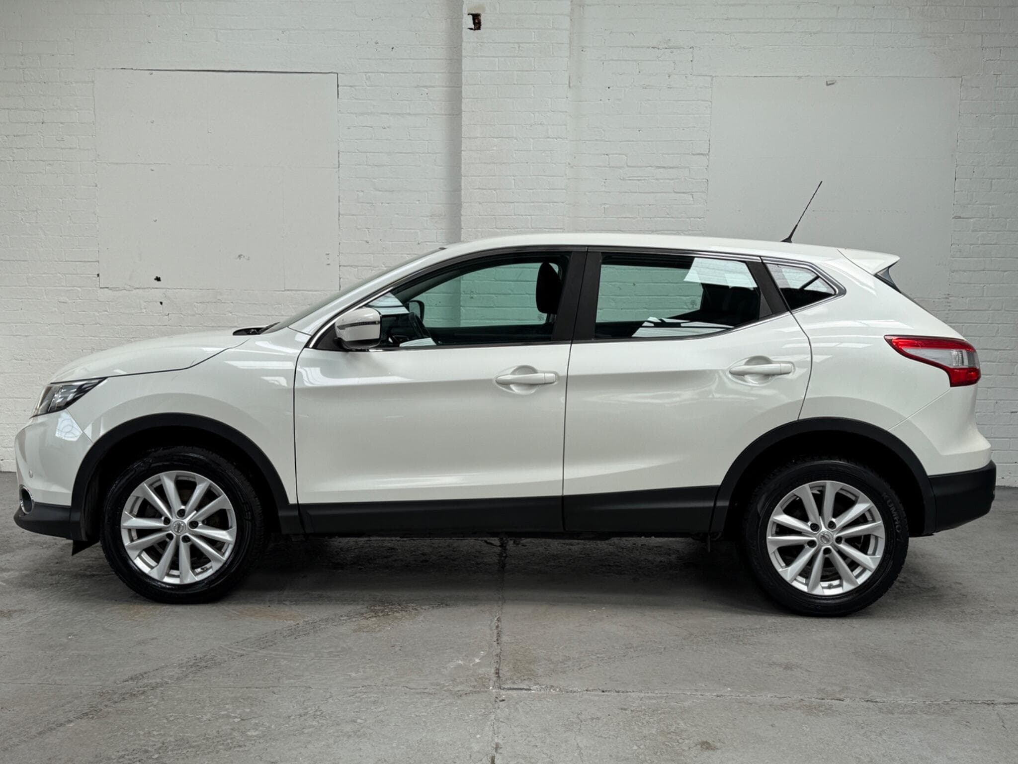 2016 Nissan Qashqai - Image 9