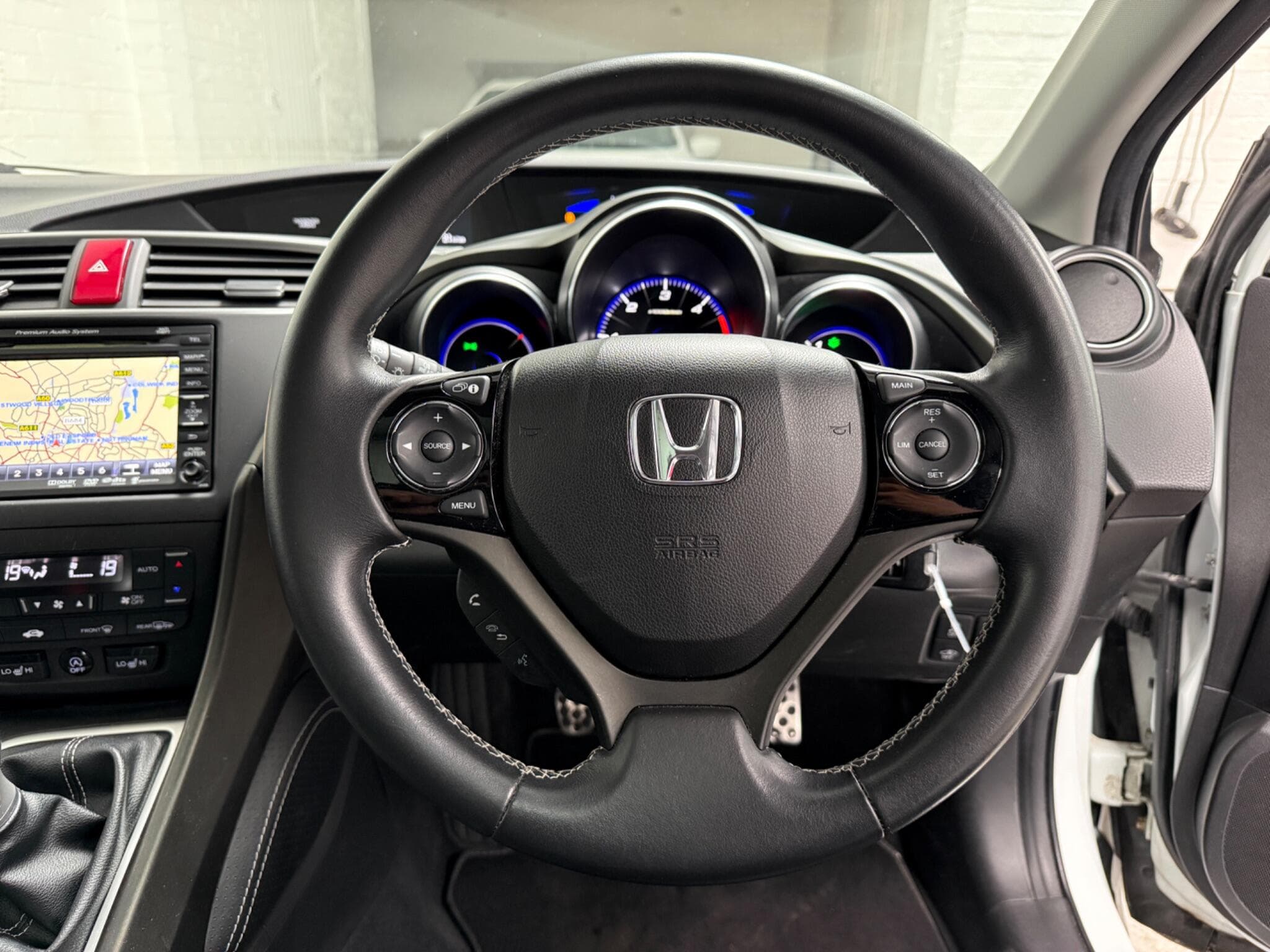 2014 Honda Civic - Image 23