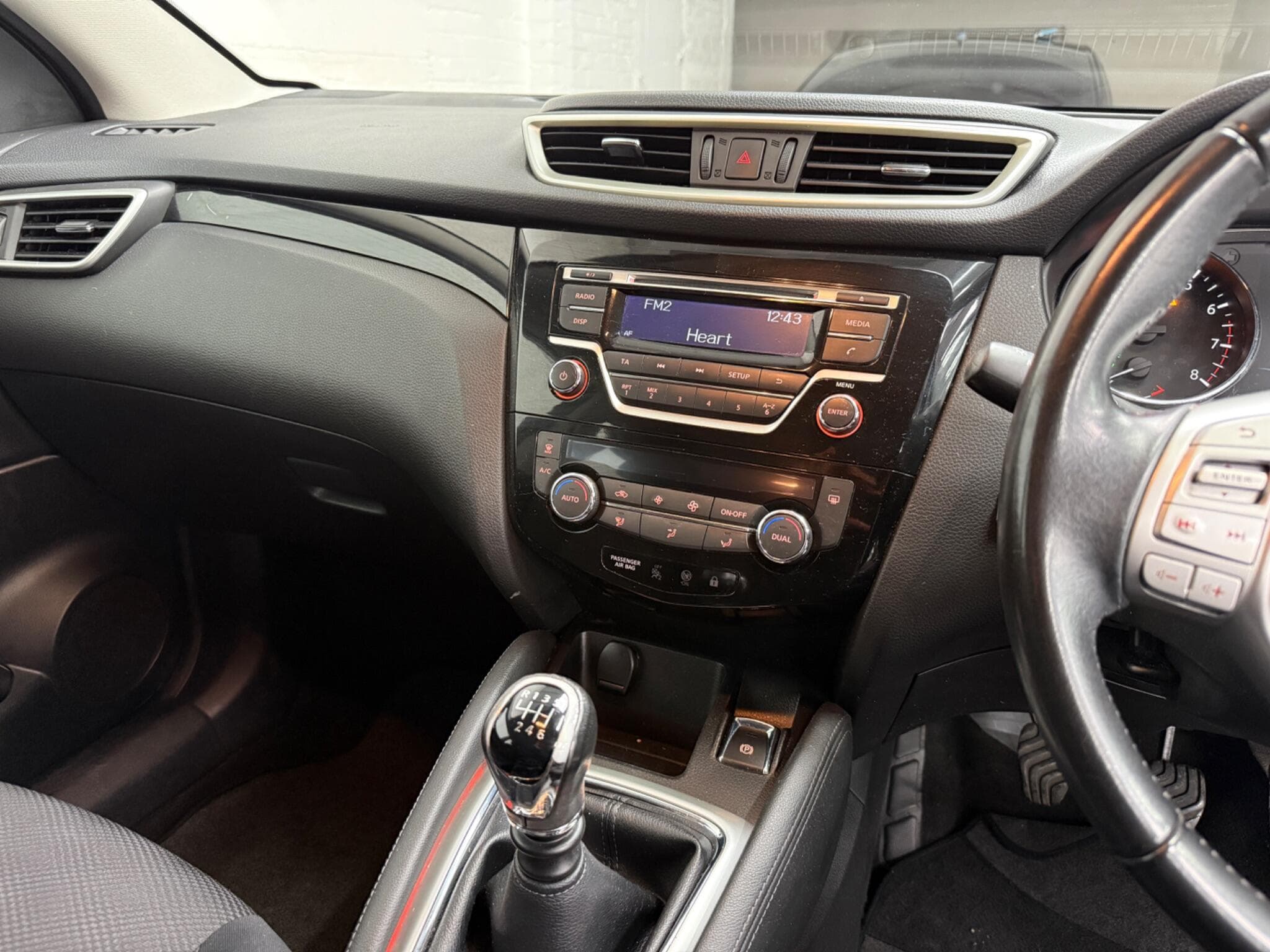 2016 Nissan Qashqai - Image 14