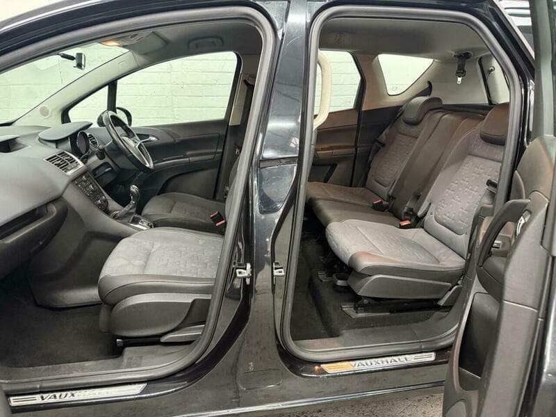 2015 Vauxhall Meriva - Image 26