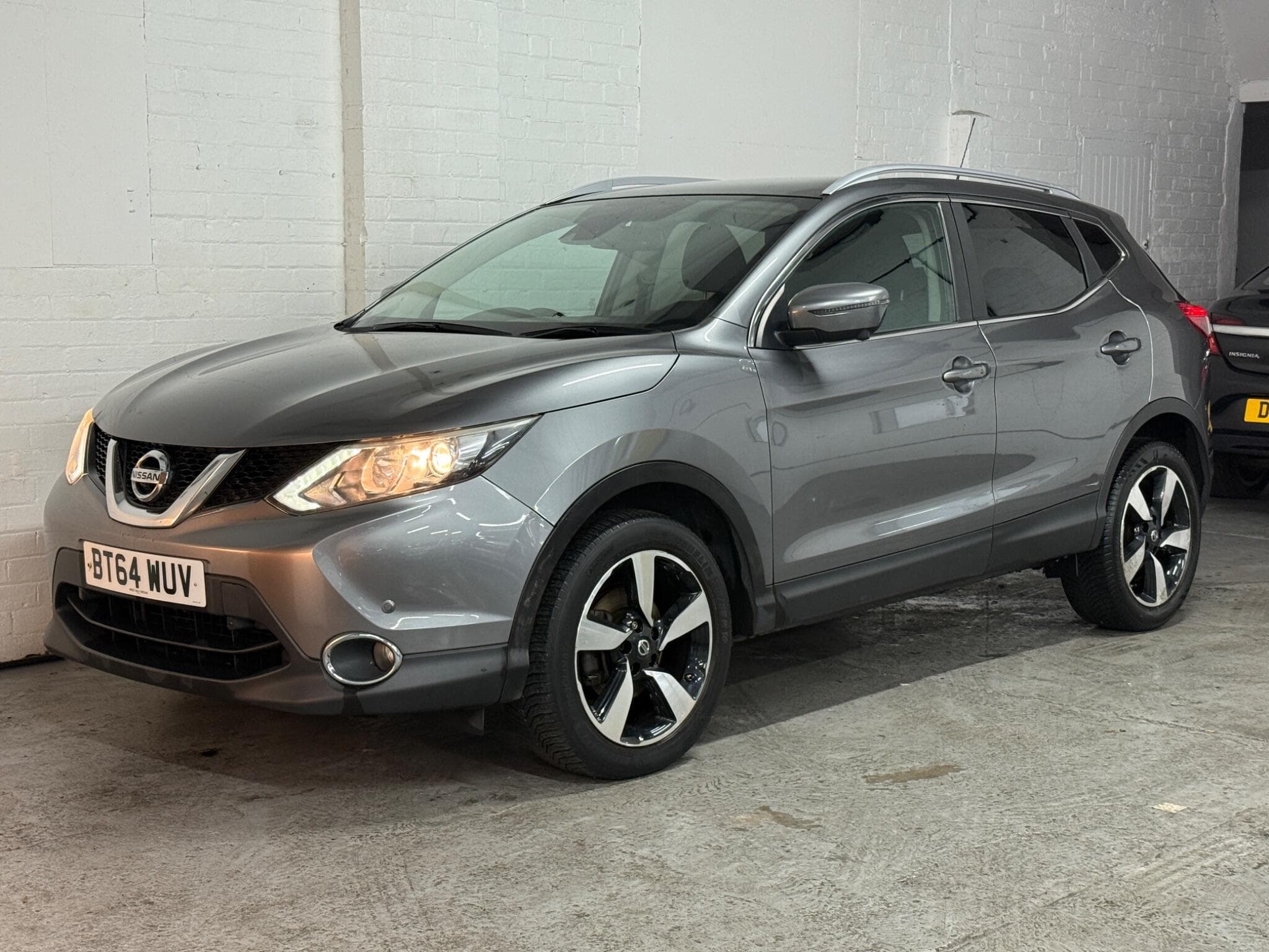2014 Nissan Qashqai - Image 2