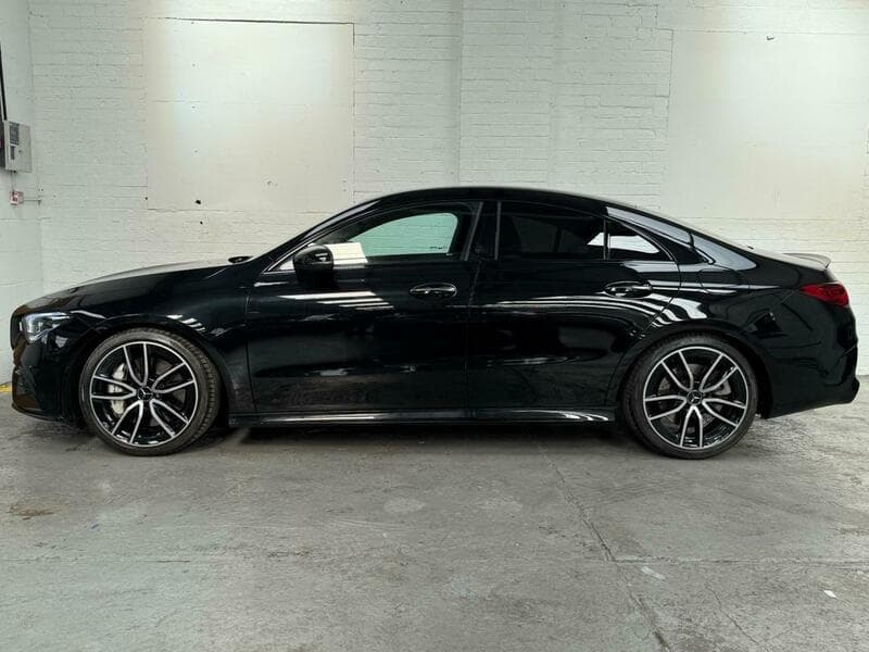 2022 Mercedes-Benz CLA - Image 8