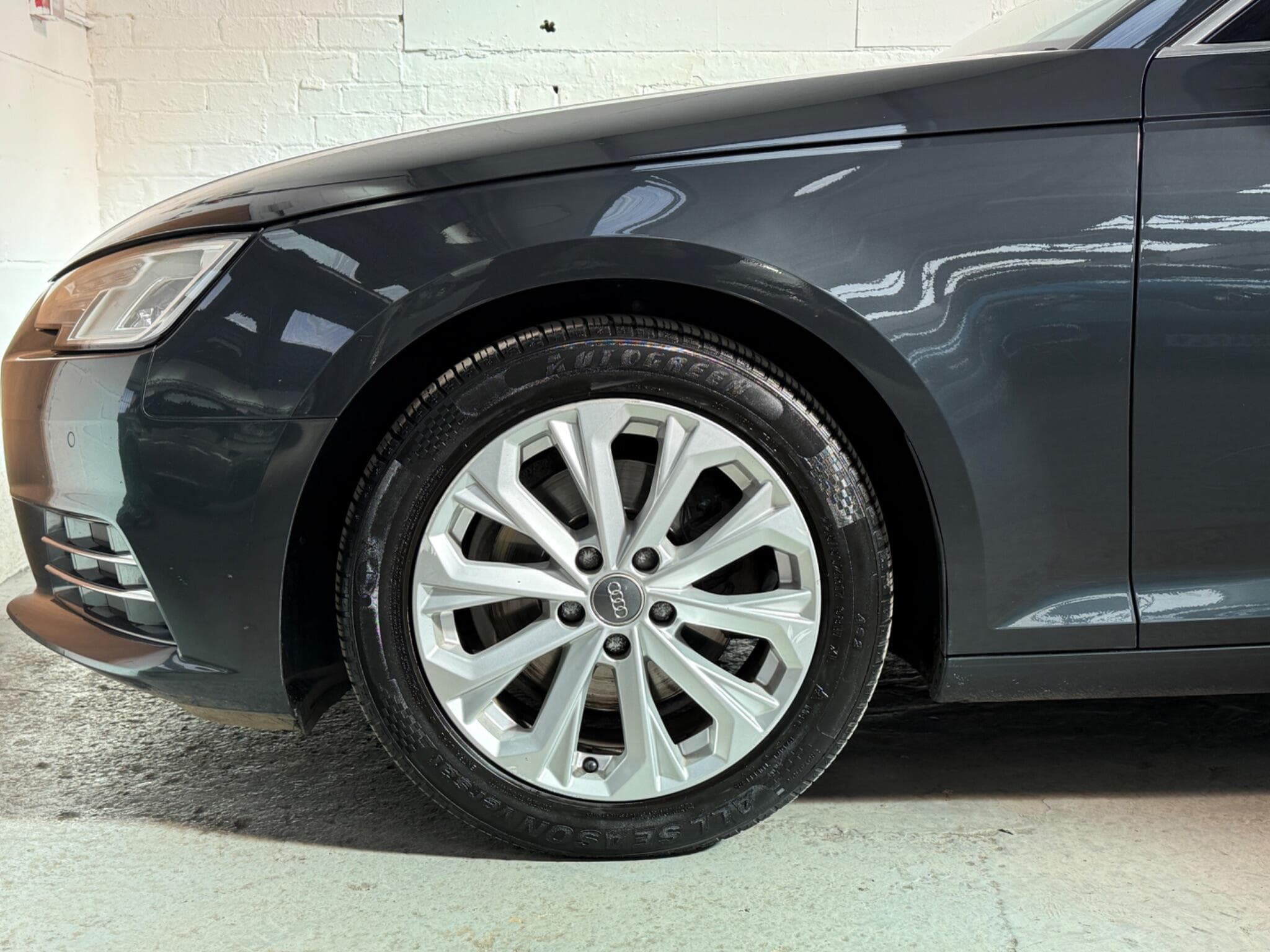 2017 Audi A4 Avant - Image 25