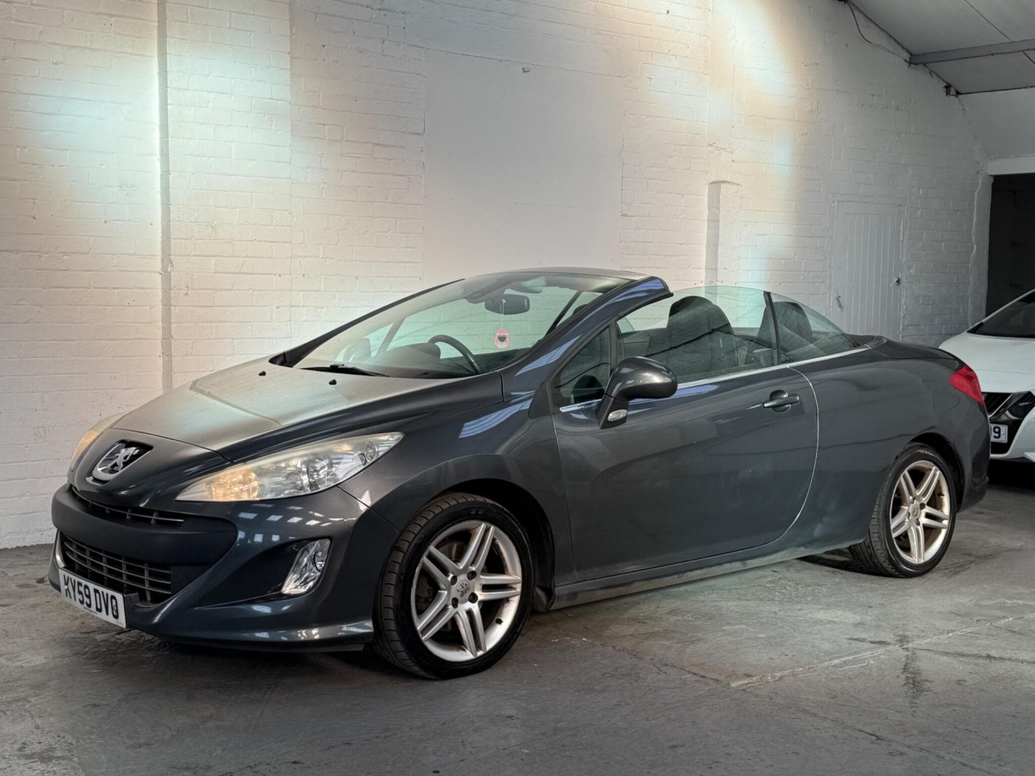 2009 Peugeot 308 CC - Image 3