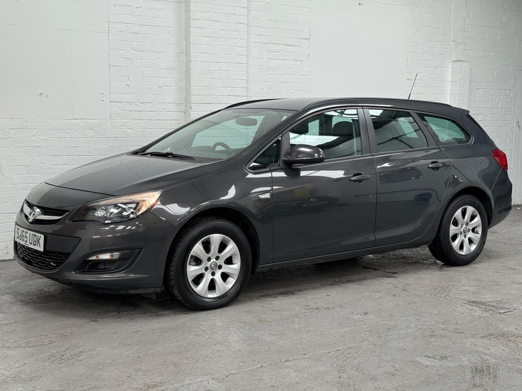 2016 Vauxhall Astra - Image 10