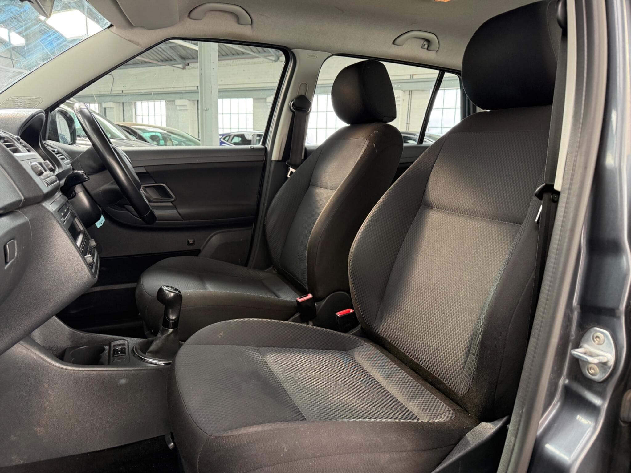 2012 Skoda Fabia - Image 13