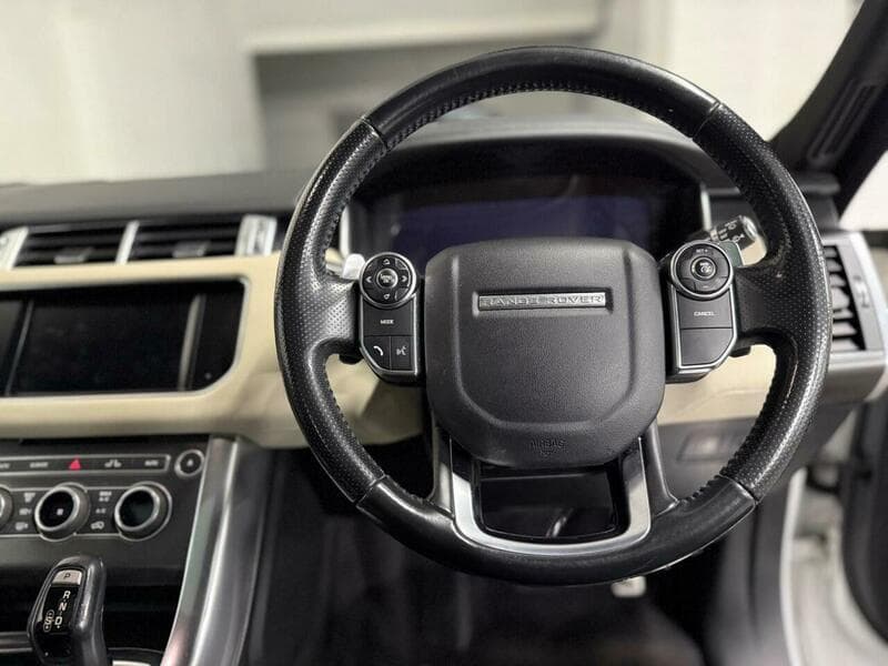 2017 Land Rover Range Rover Sport - Image 34