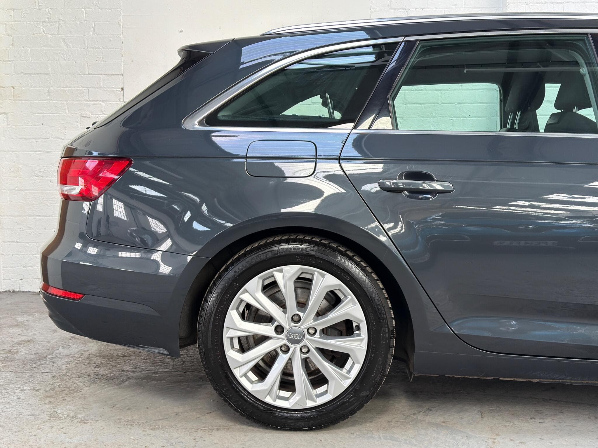 2017 Audi A4 Avant - Image 27