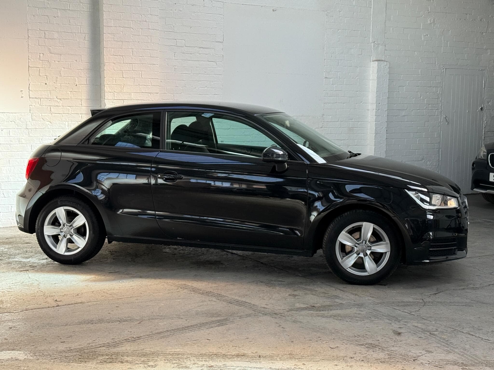 2016 Audi A1 - Image 10