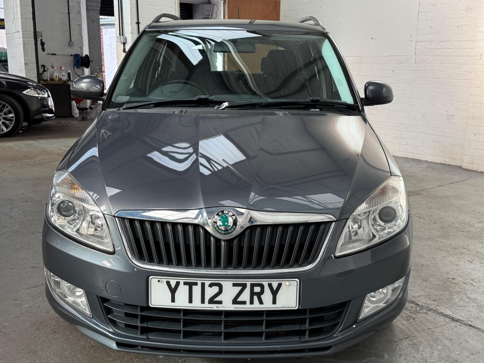 2012 Skoda Fabia - Image 2