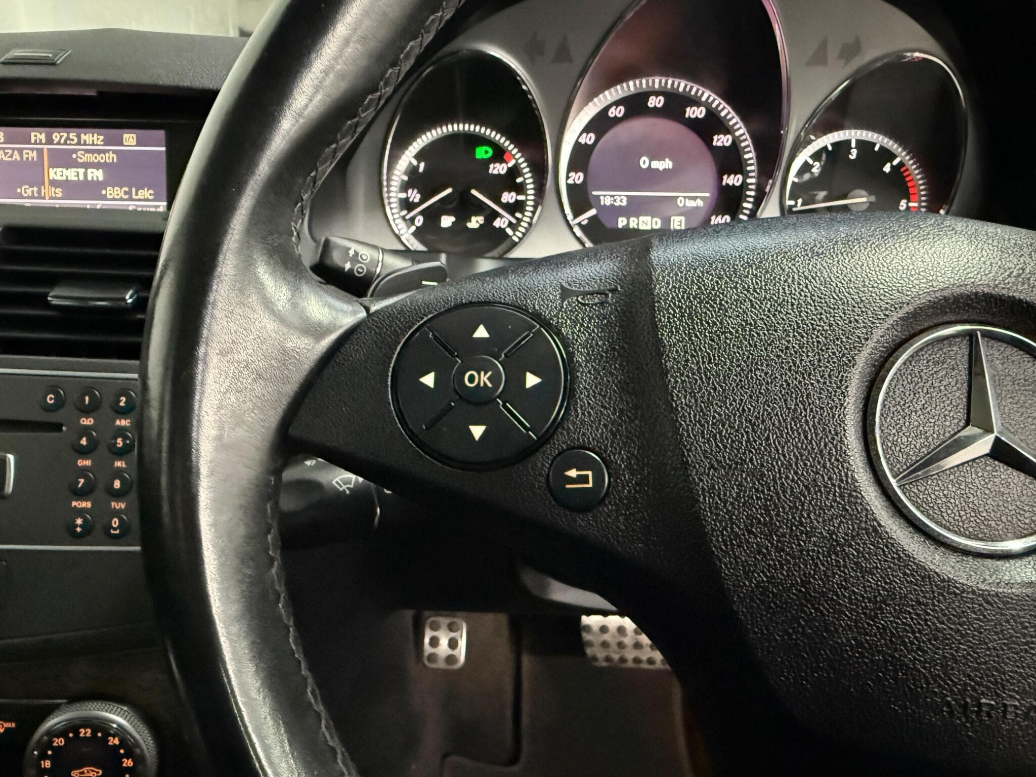 2011 Mercedes-Benz C Class - Image 17