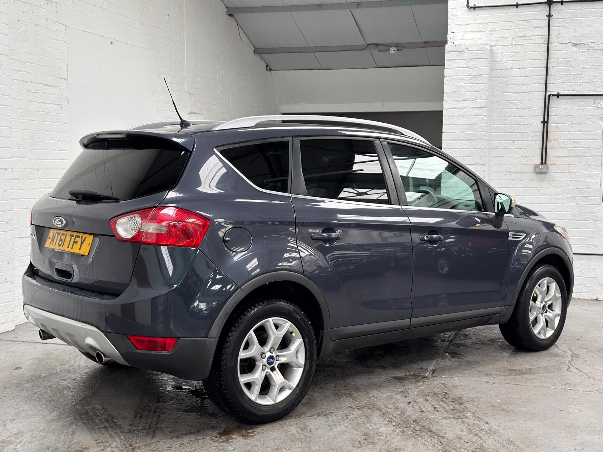 2011 Ford Kuga - Image 9