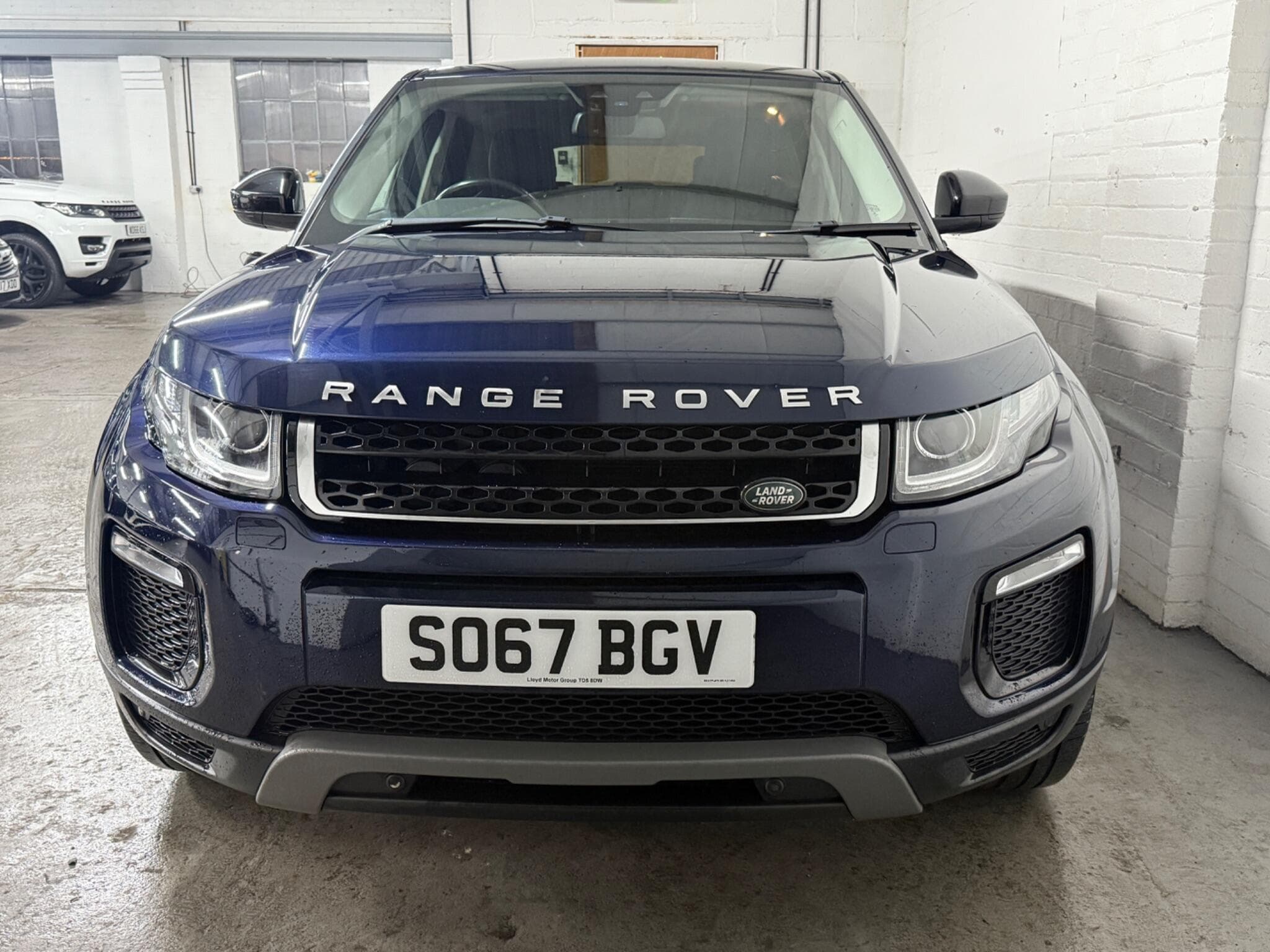 2017 Land Rover Range Rover Evoque - Image 2
