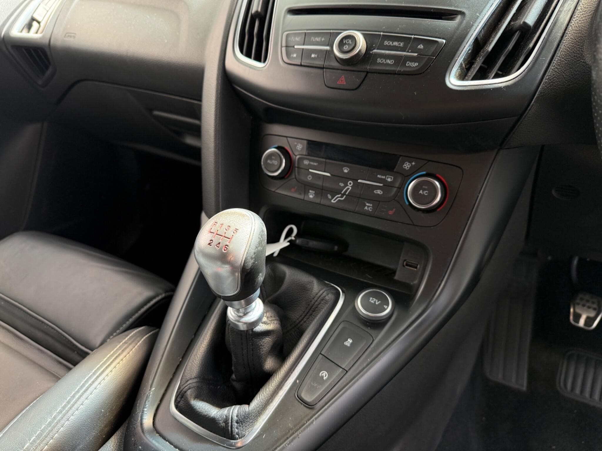 2016 Ford Focus - Image 12