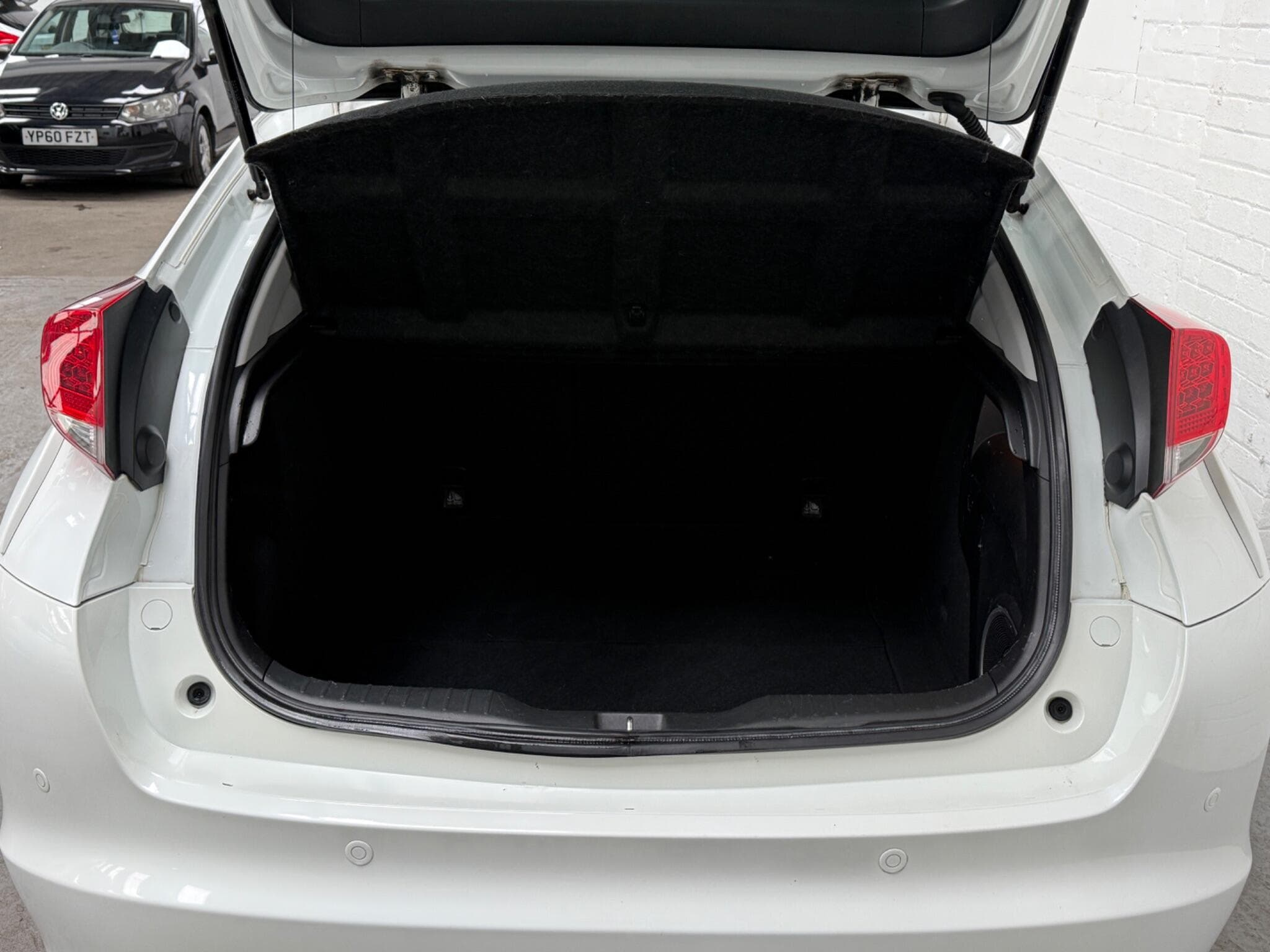 2014 Honda Civic - Image 21