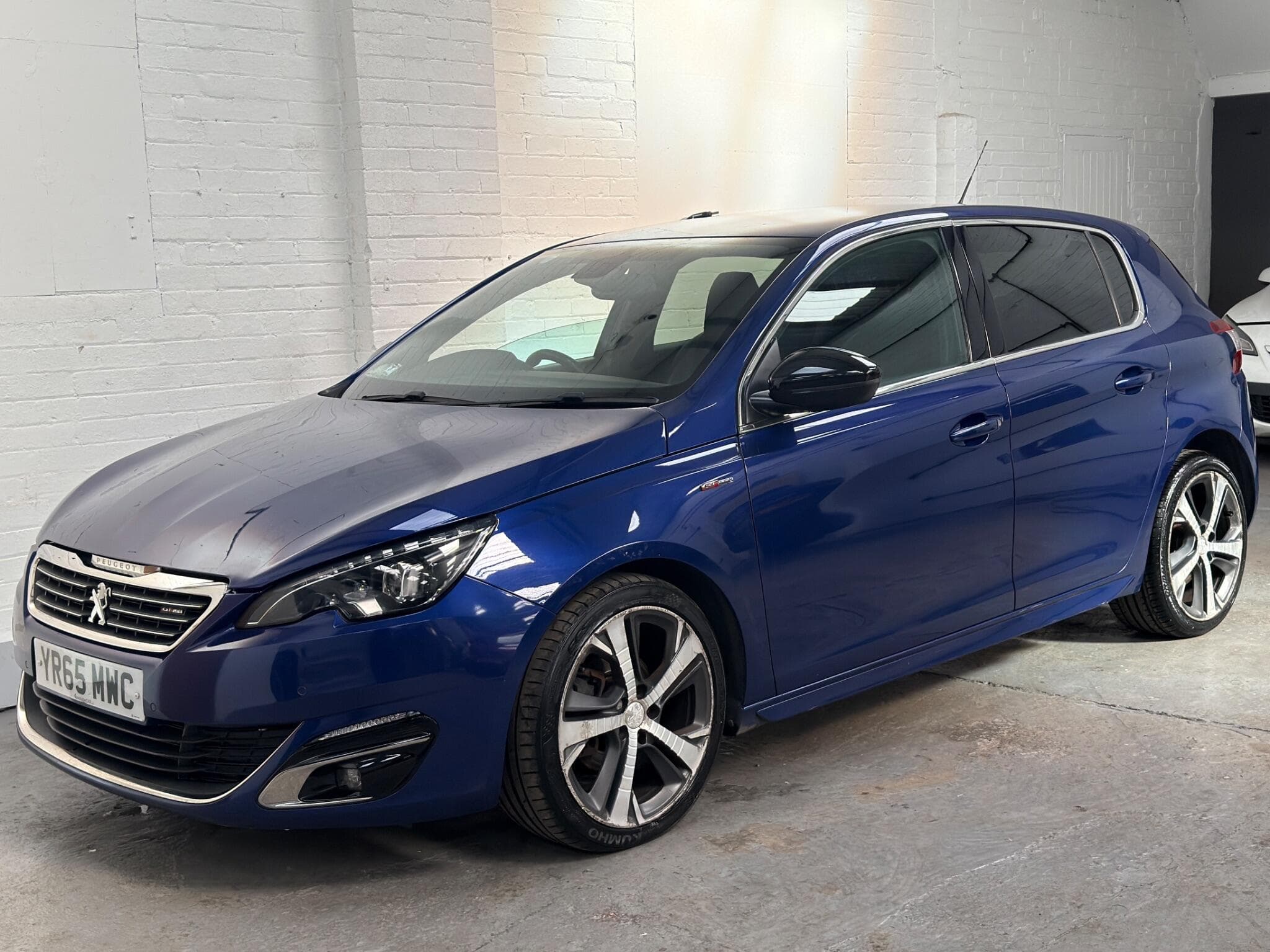 2015 Peugeot 308 - Image 6