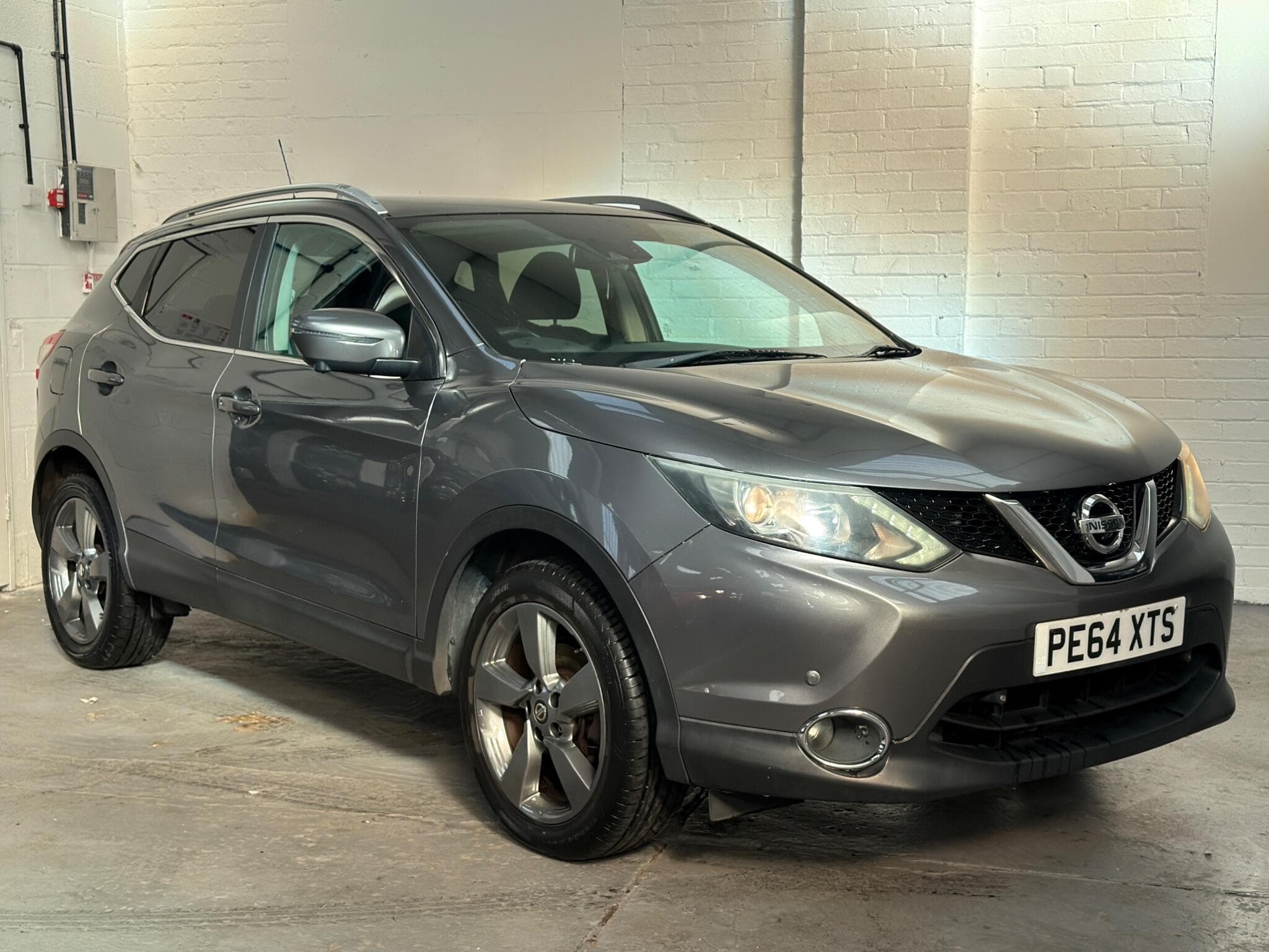 2014 Nissan Qashqai - Image 5