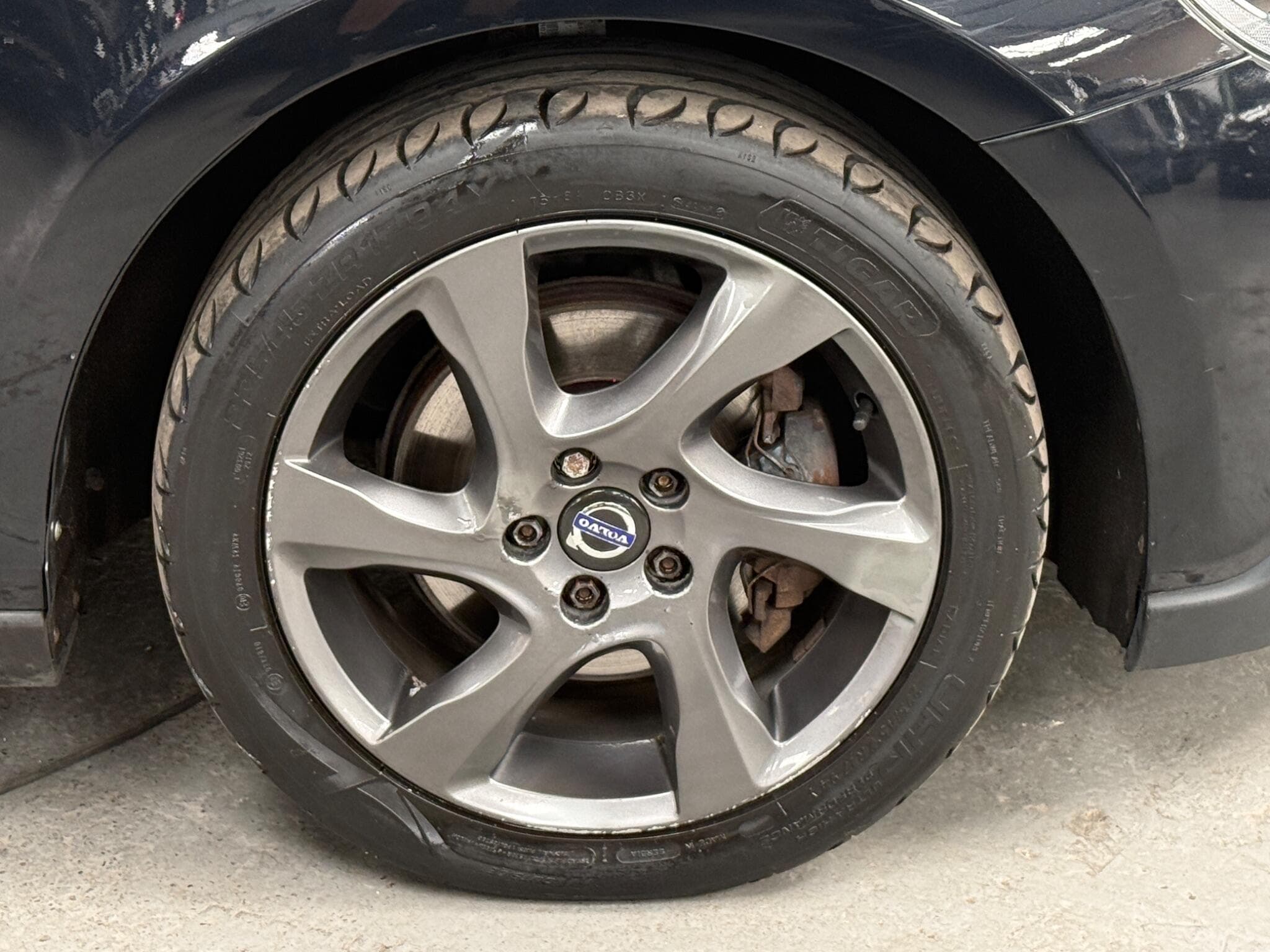 2015 Volvo V40 Cross Country - Image 22