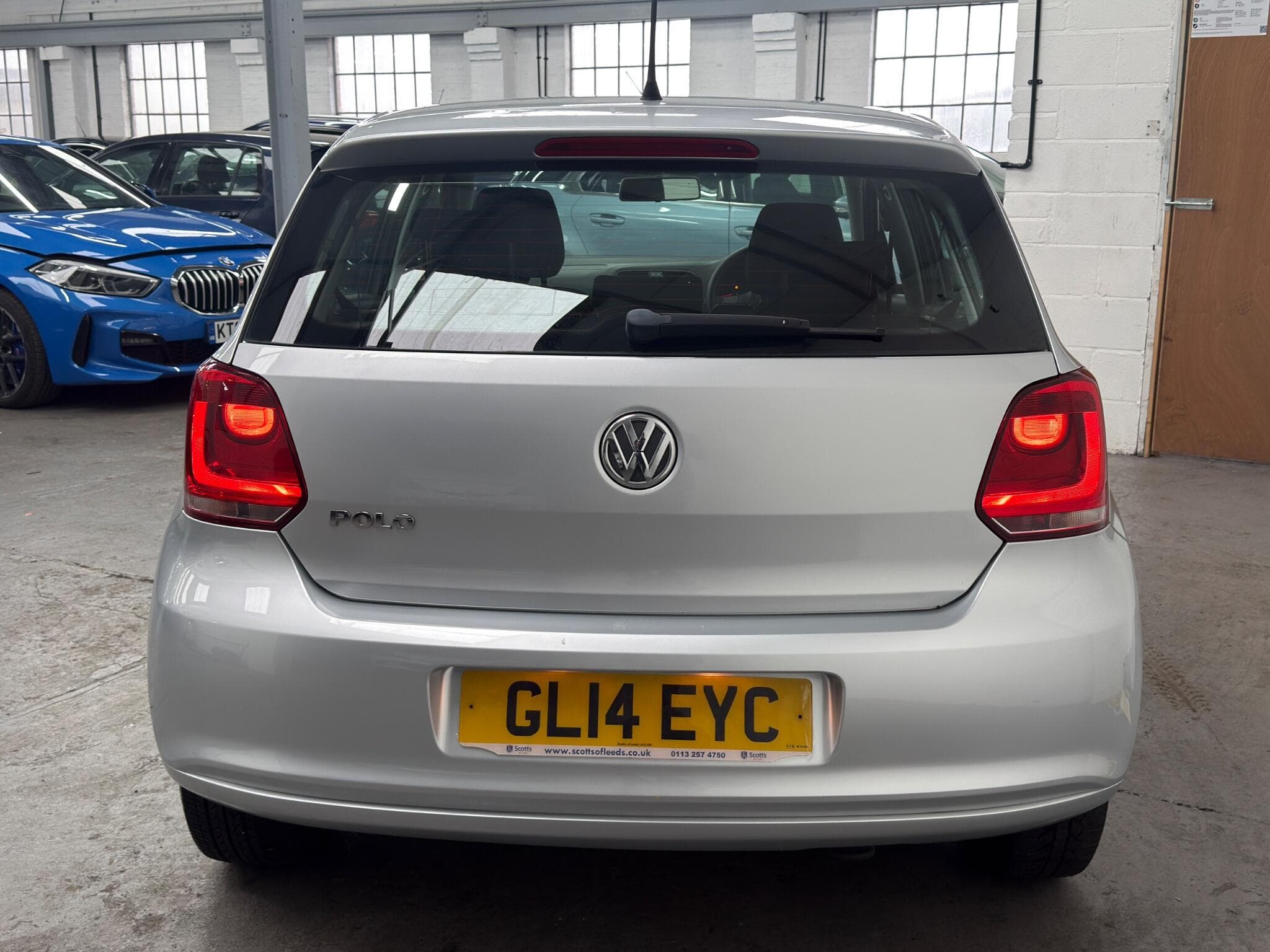 2014 Volkswagen Polo - Image 9