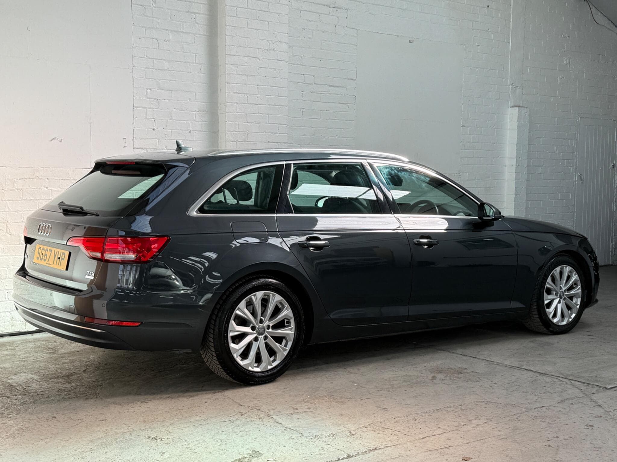 2017 Audi A4 Avant - Image 11