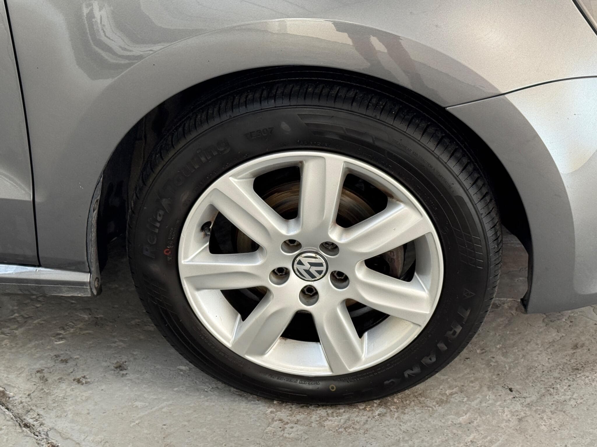 2013 Volkswagen Polo - Image 14