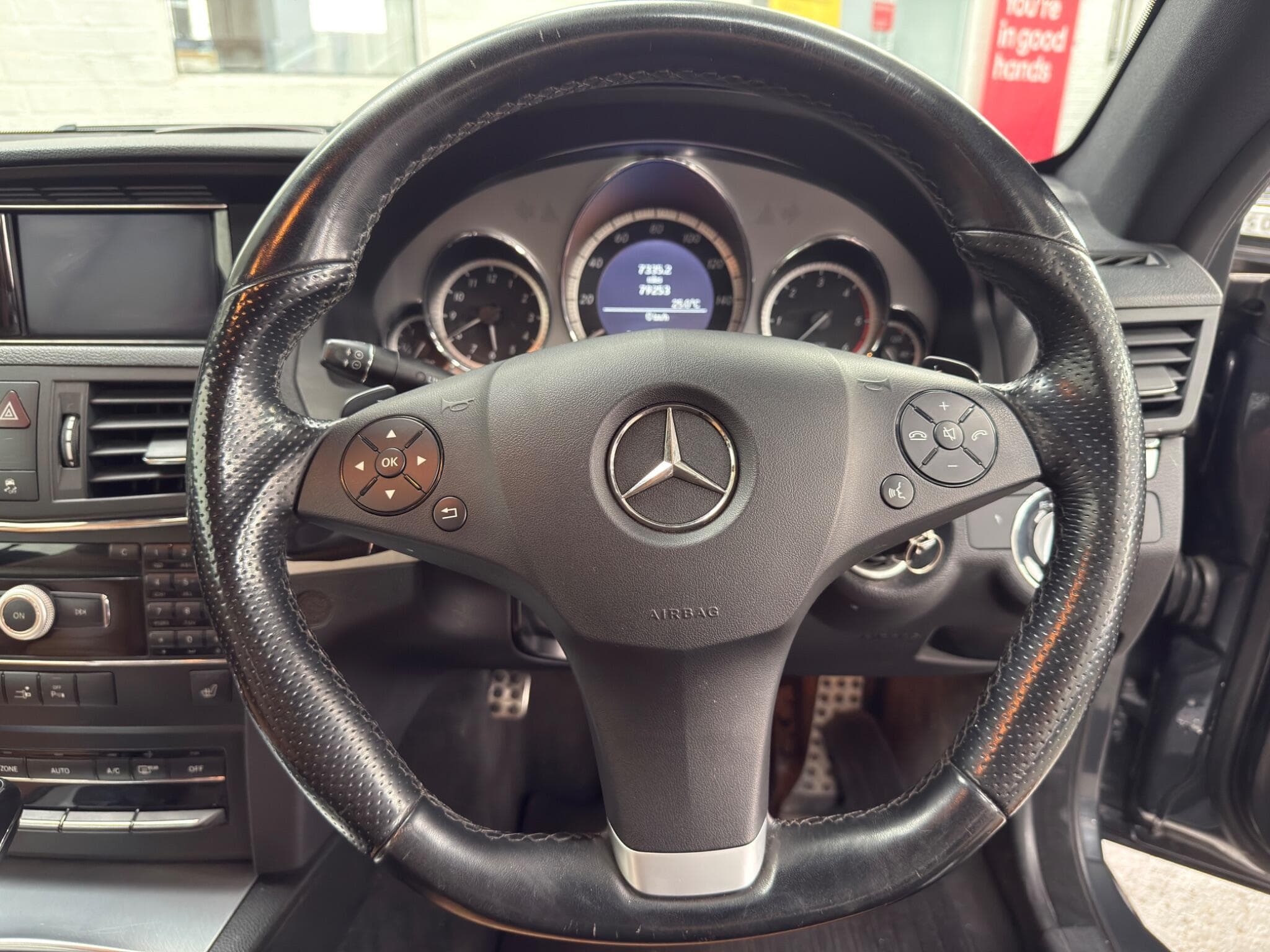 2010 Mercedes-Benz E Class - Image 20