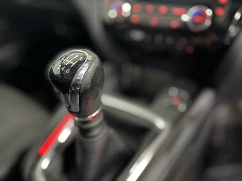 2015 Nissan Qashqai - Image 15