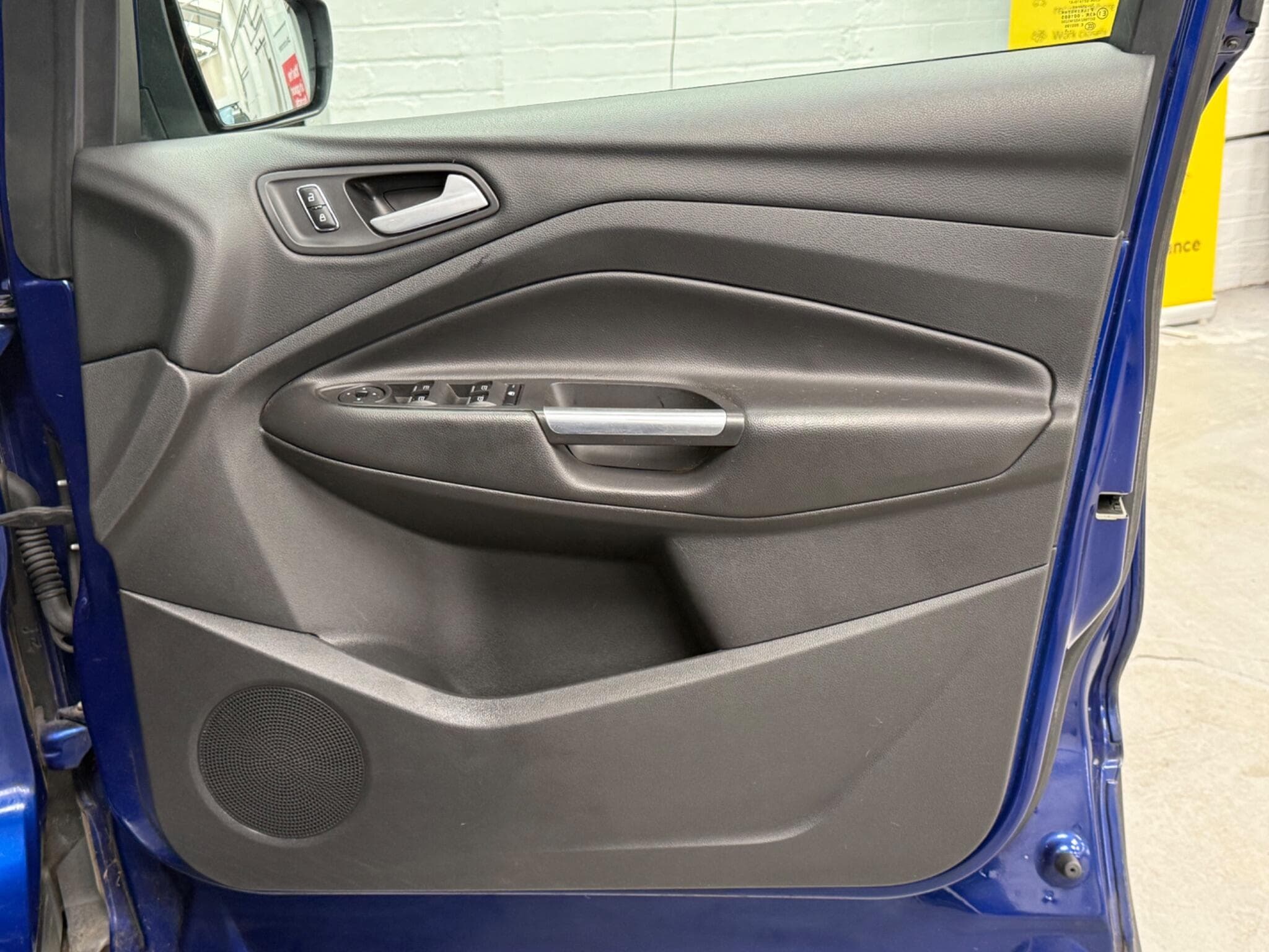 2015 Ford Kuga - Image 14