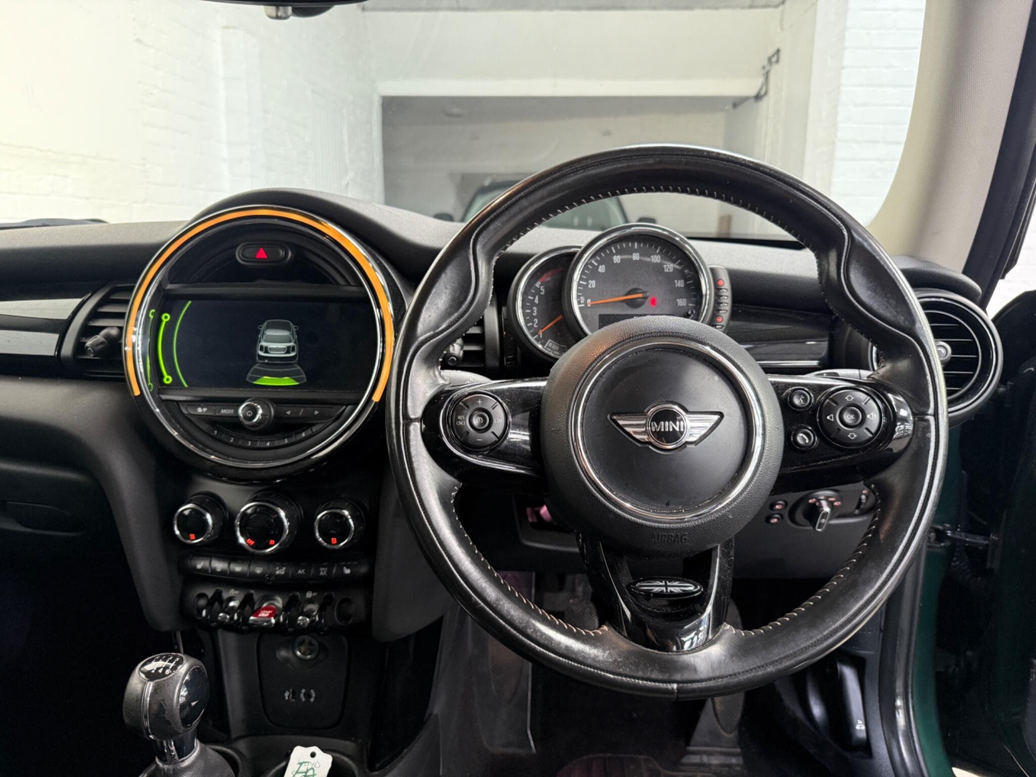 2016 MINI Hatch - Image 18