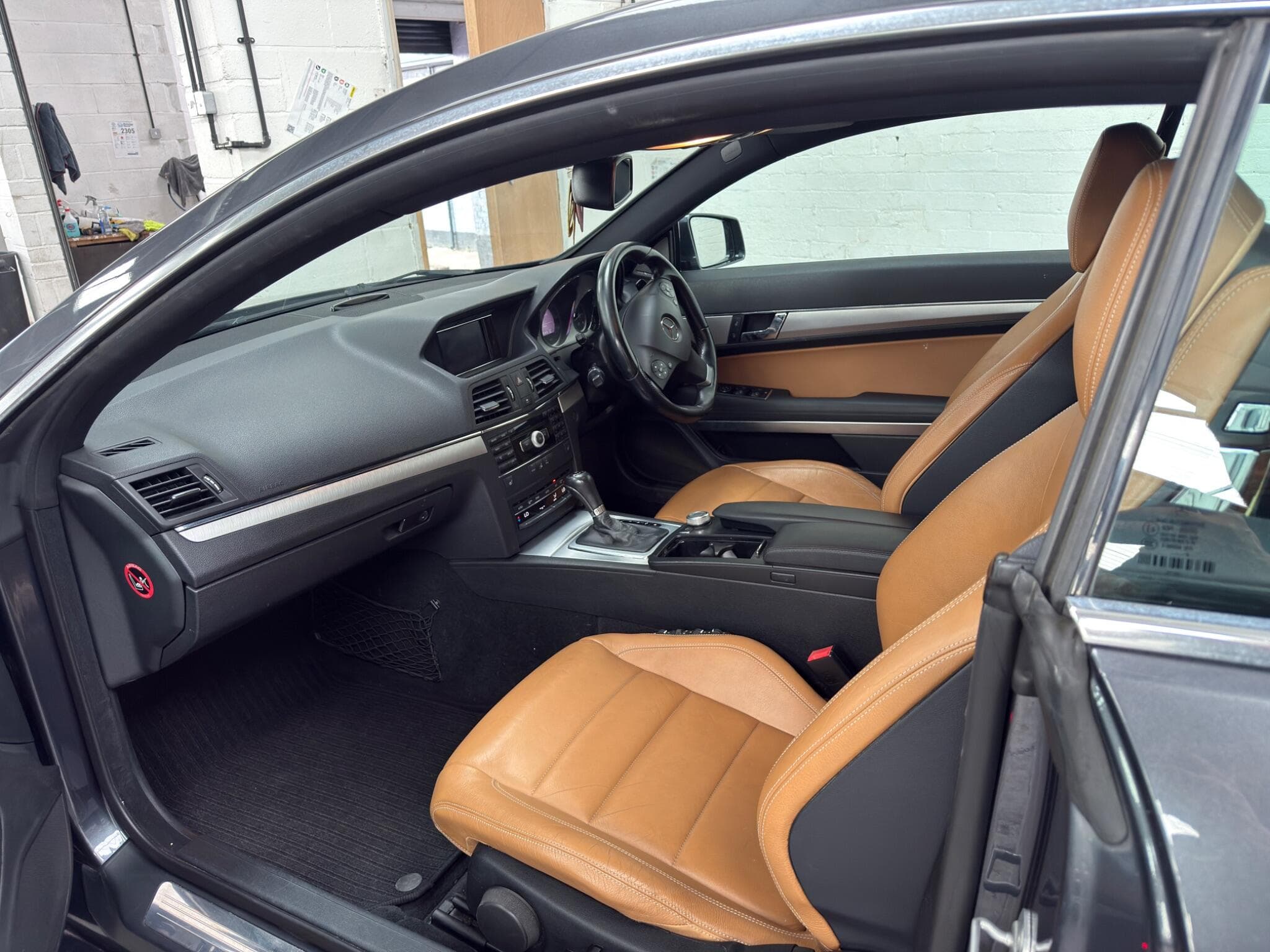 2010 Mercedes-Benz E Class - Image 21