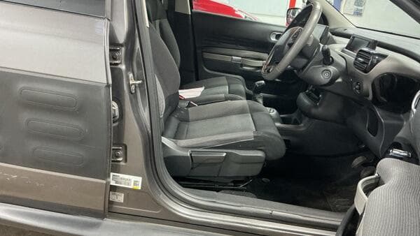2018 Citroen C4 Cactus - Image 9