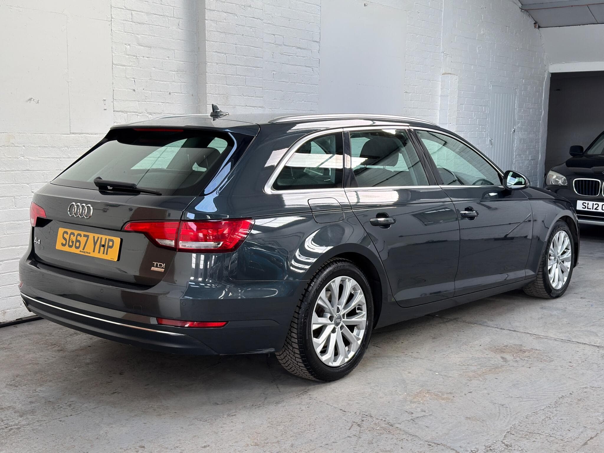 2017 Audi A4 Avant - Image 12