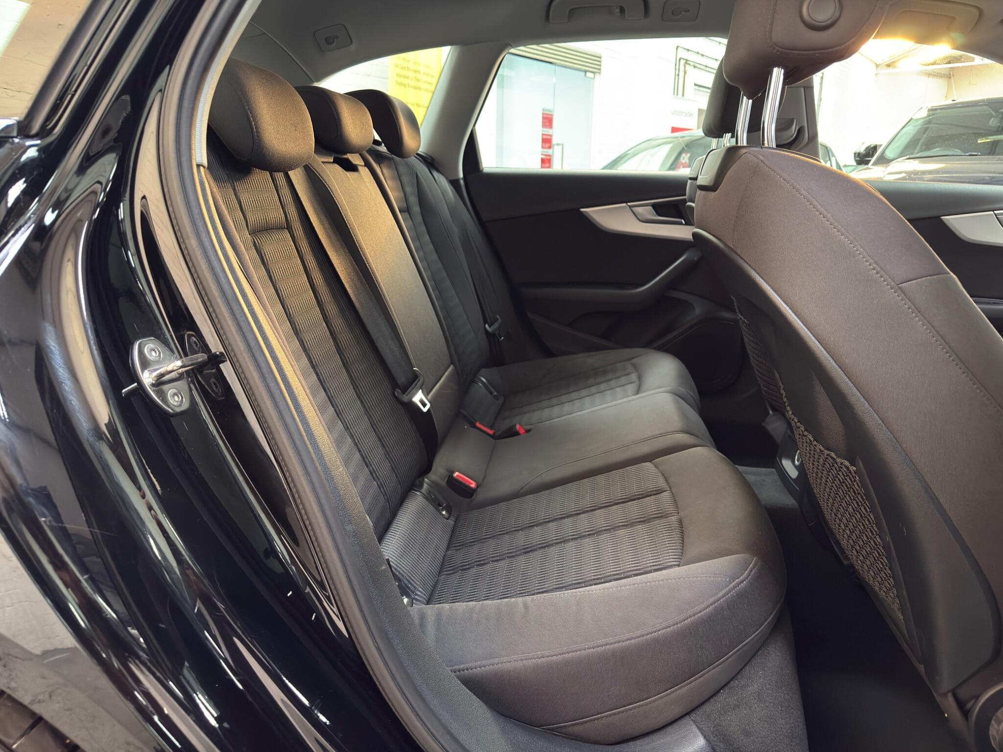 2016 Audi A4 Avant - Image 12