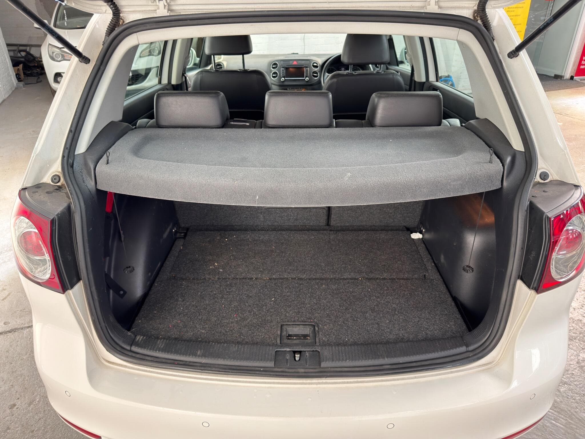 2012 Volkswagen Golf Plus - Image 21