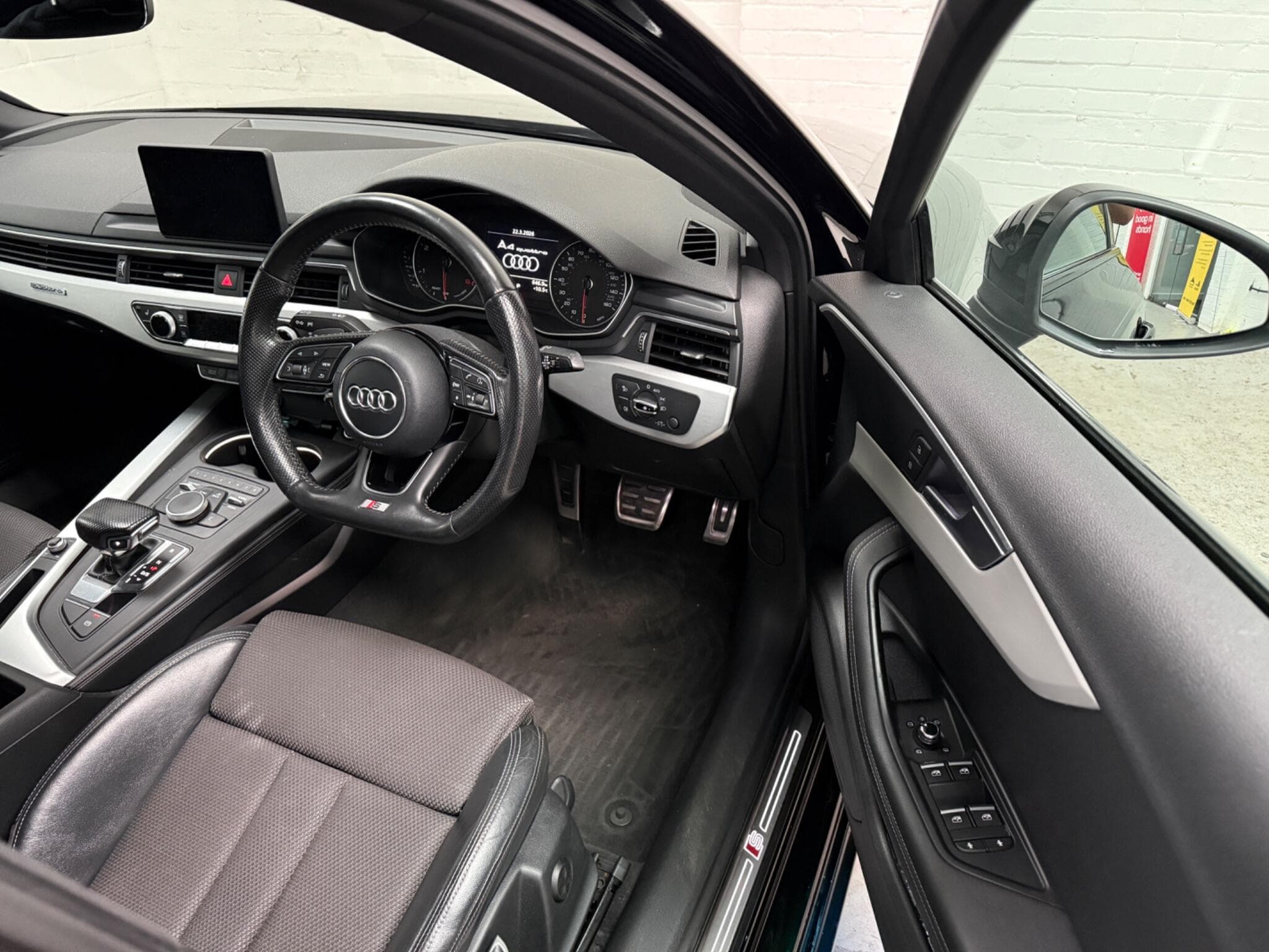 2017 Audi A4 - Image 14