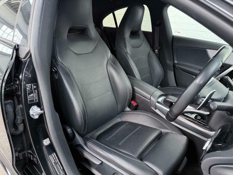2022 Mercedes-Benz CLA - Image 24