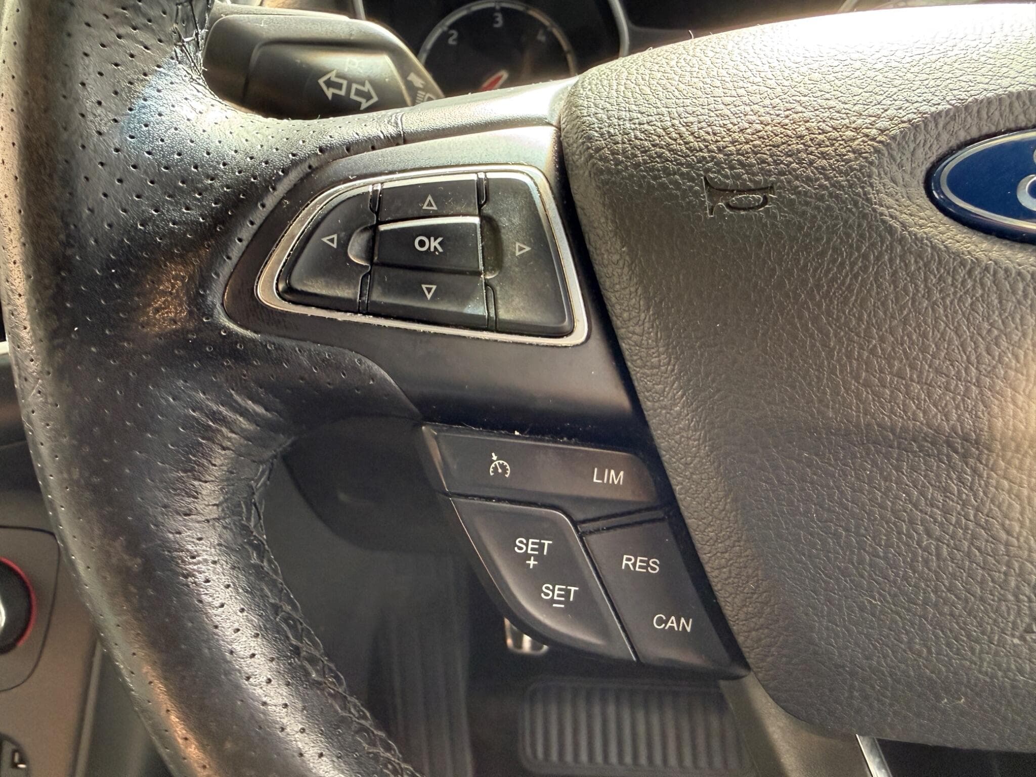 2016 Ford Focus - Image 18