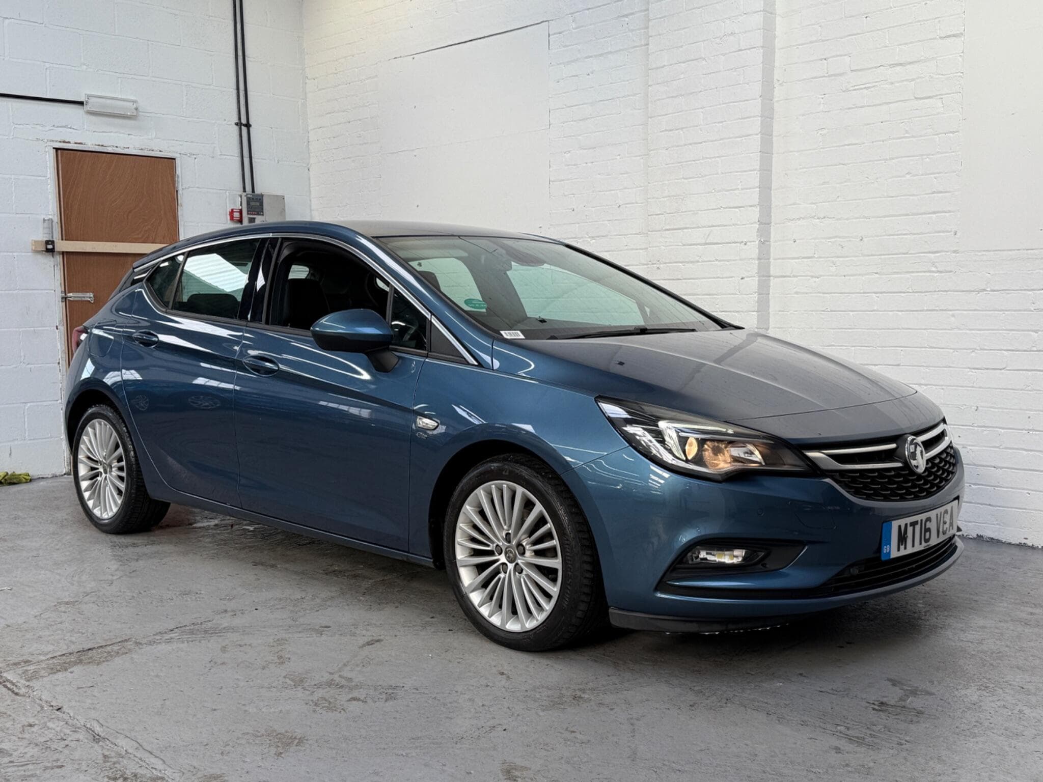 2016 Vauxhall Astra - Image 6
