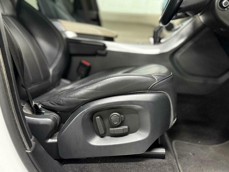 2017 Land Rover Range Rover Sport - Image 48