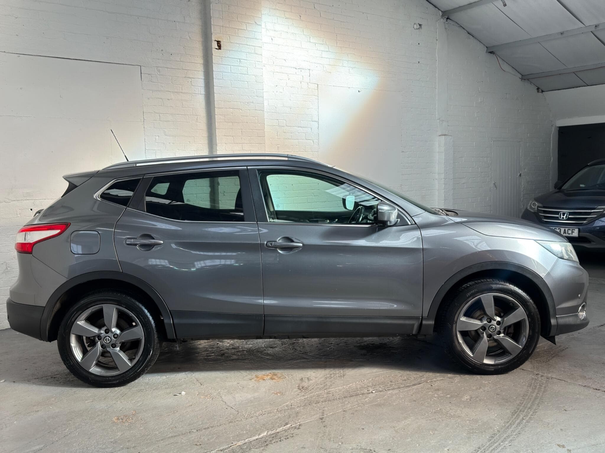 2014 Nissan Qashqai - Image 10