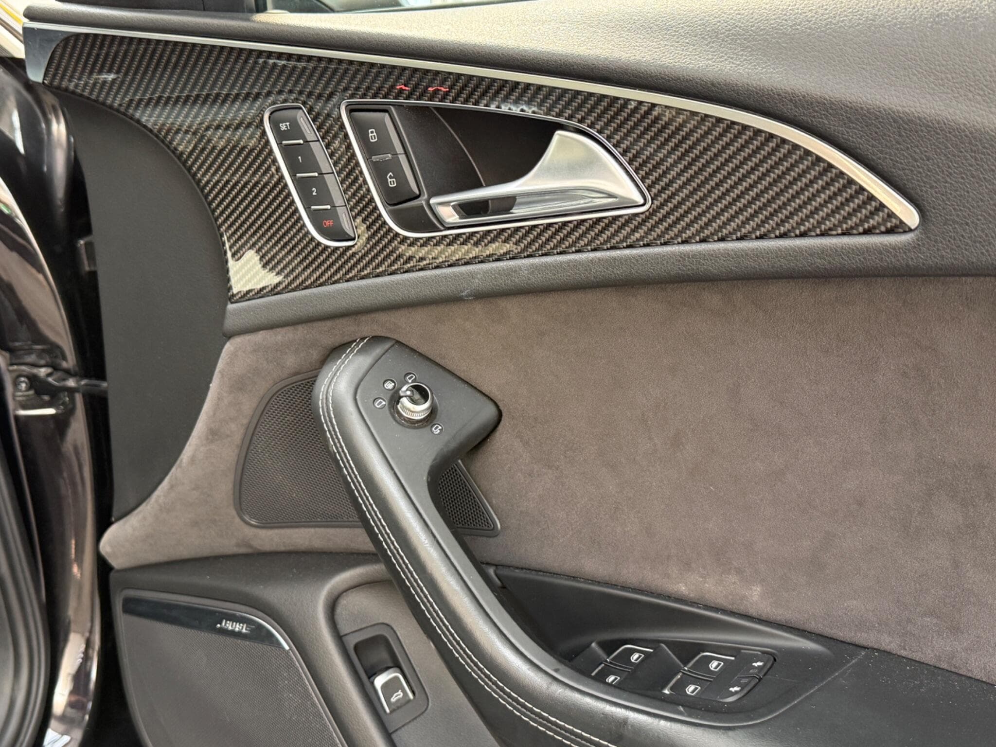 2017 Audi RS6 Avant - Image 26