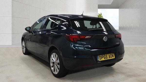 2016 Vauxhall Astra - Image 3