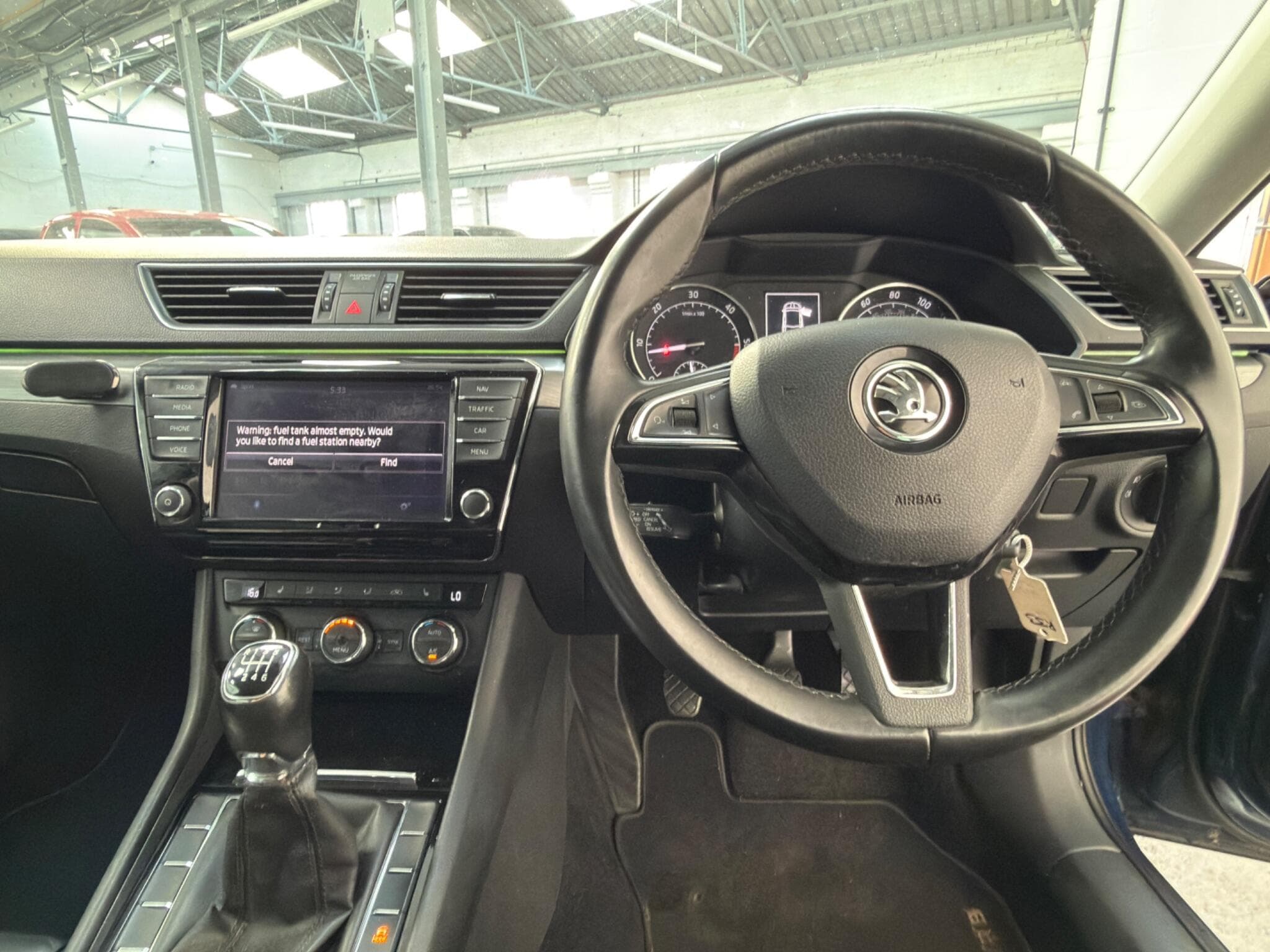 2016 Skoda Superb - Image 20