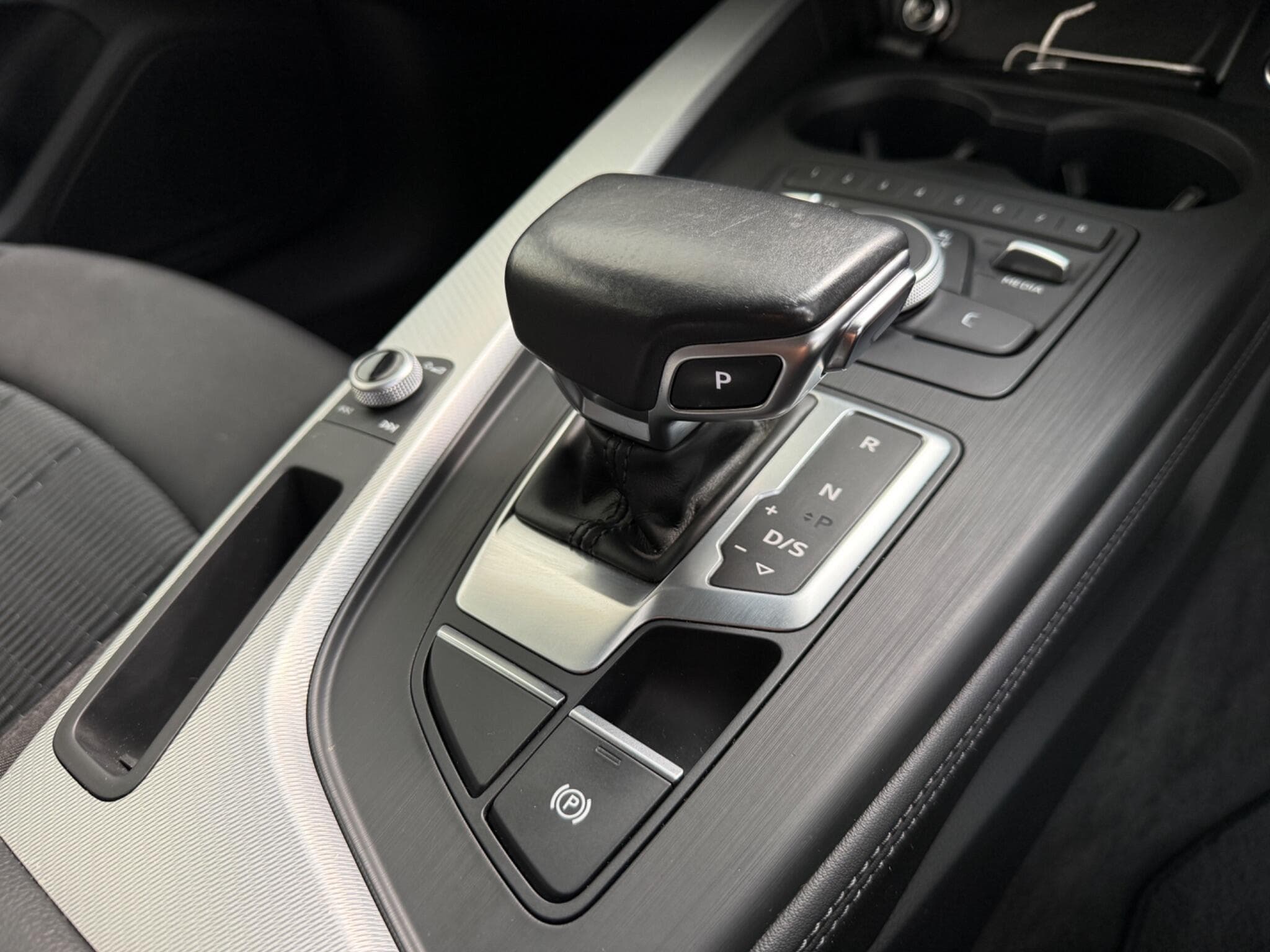 2017 Audi A4 Avant - Image 13