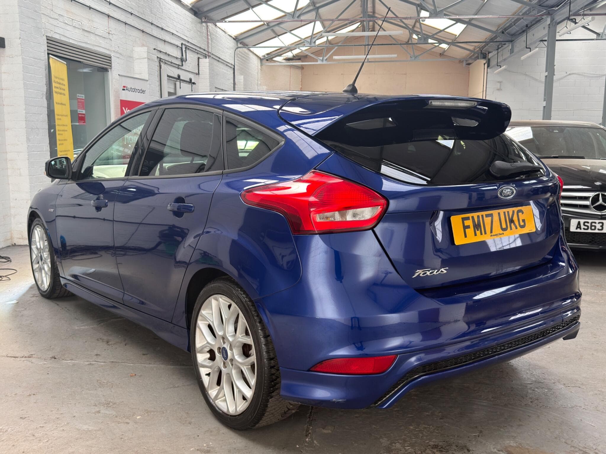 2017 Ford Focus - Image 5